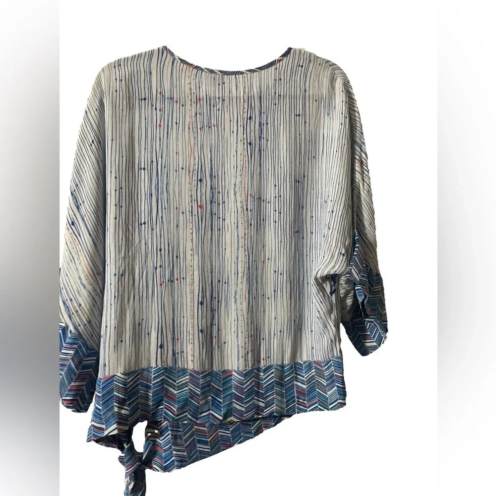 New  Anthropologie Blank London Striped and Geo pattern with tie knot size Small - Picture 3 of 8